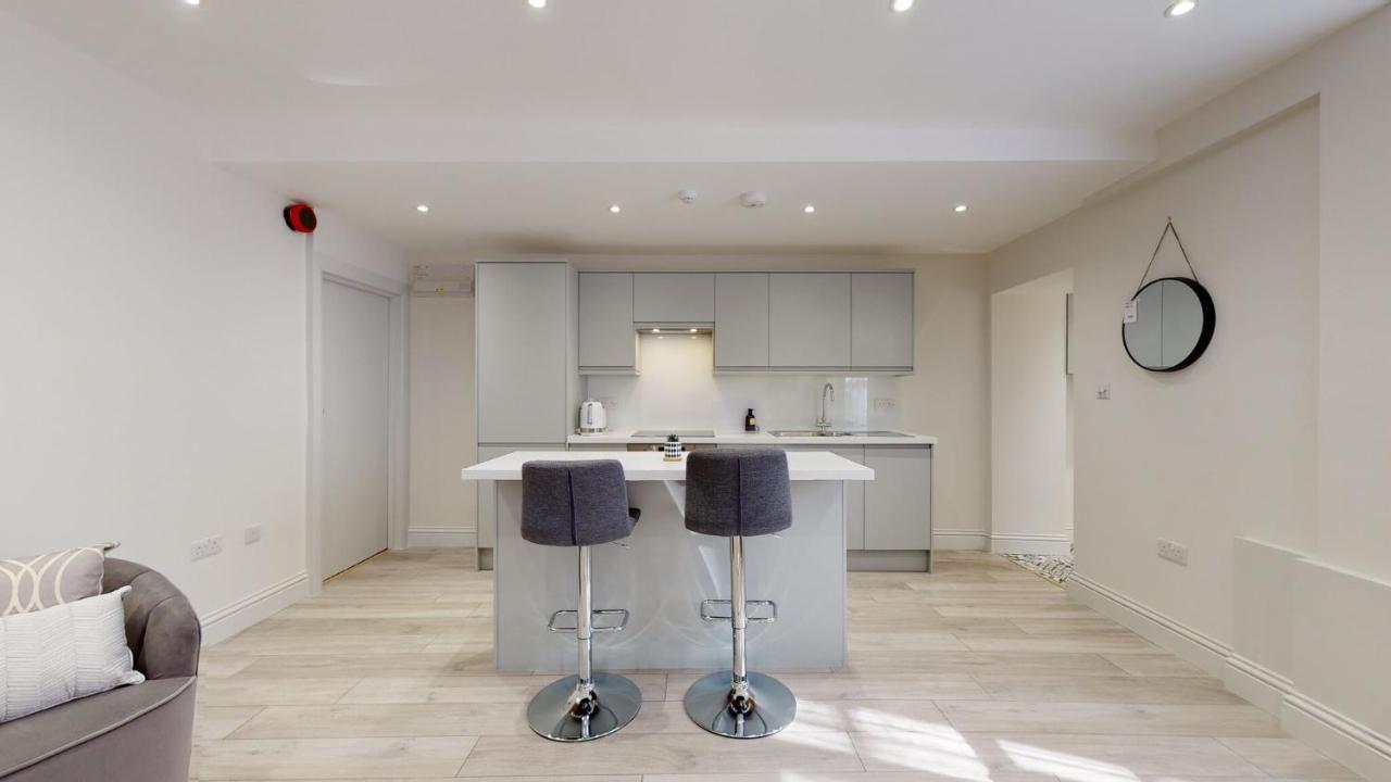 Chic Apartment By Hyde Park Лондон Екстериор снимка