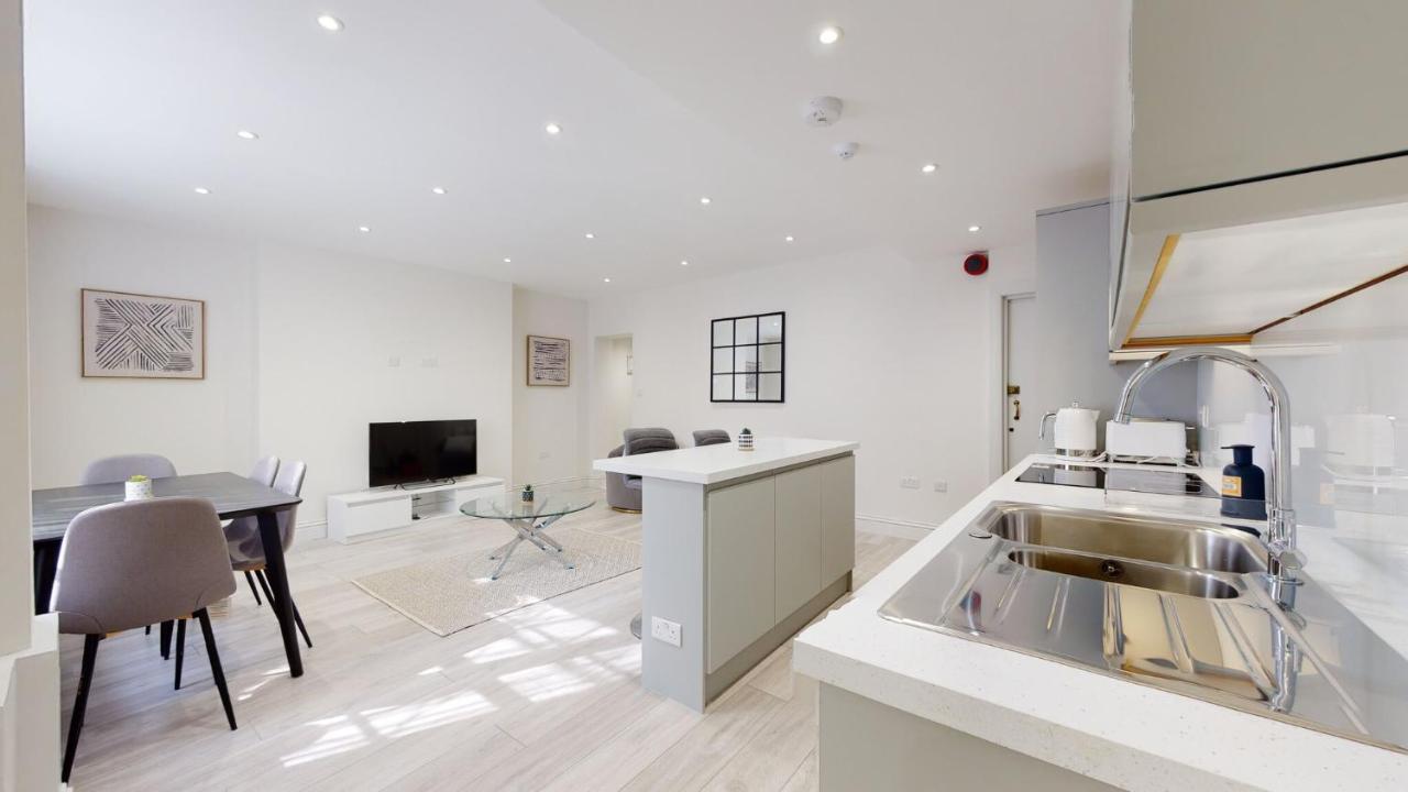 Chic Apartment By Hyde Park Лондон Екстериор снимка